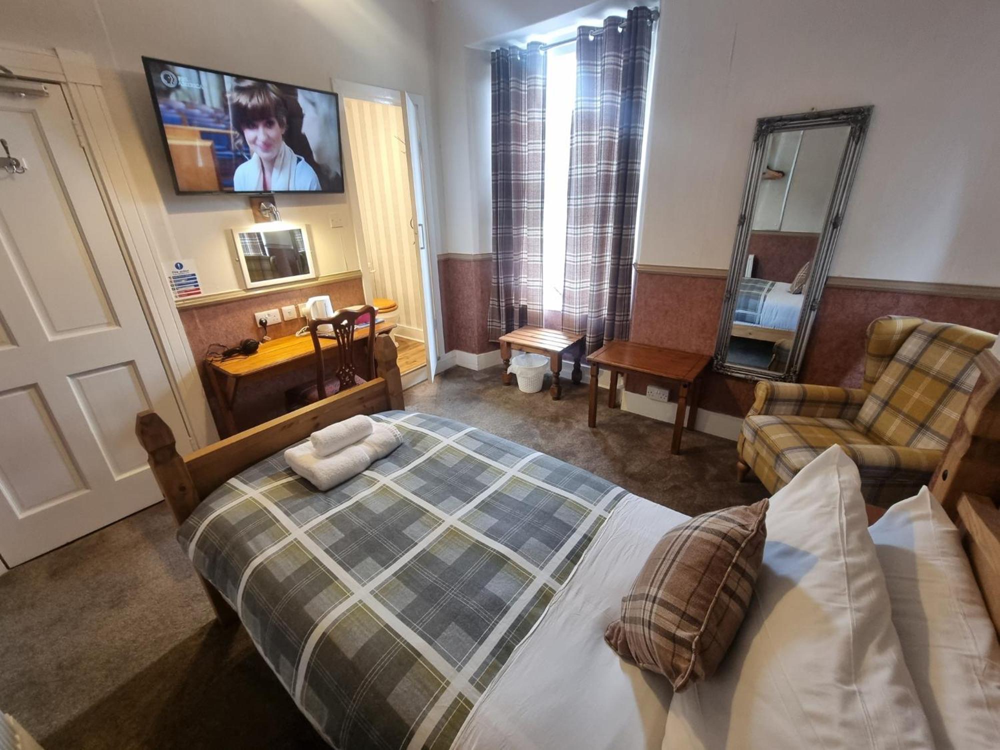 Roy Bridge Hotel Fort William Ngoại thất bức ảnh